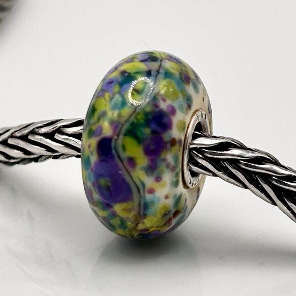 TROLLBEADS Authentic TrollStone LAA 925S Yellow Purple Green Blue Confetti - Picture 7 of 13